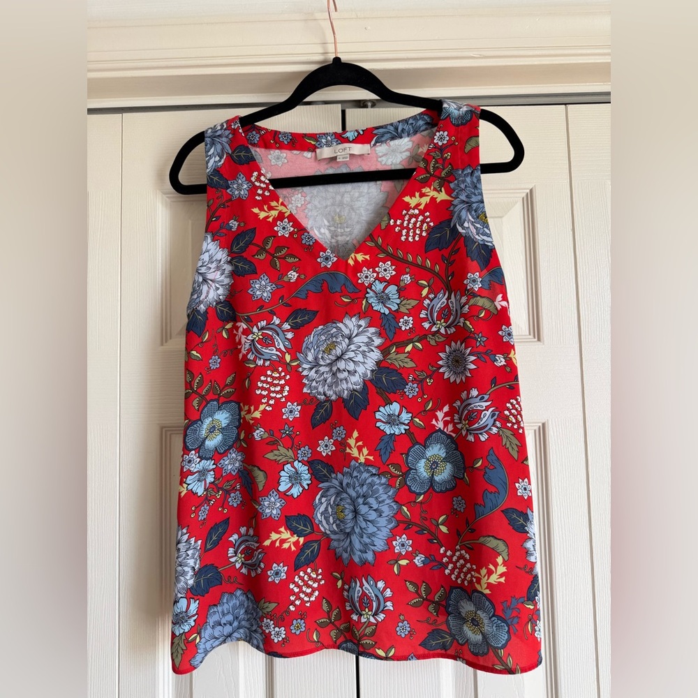 LOFT Red Floral Sleeveless V-neck Blouse